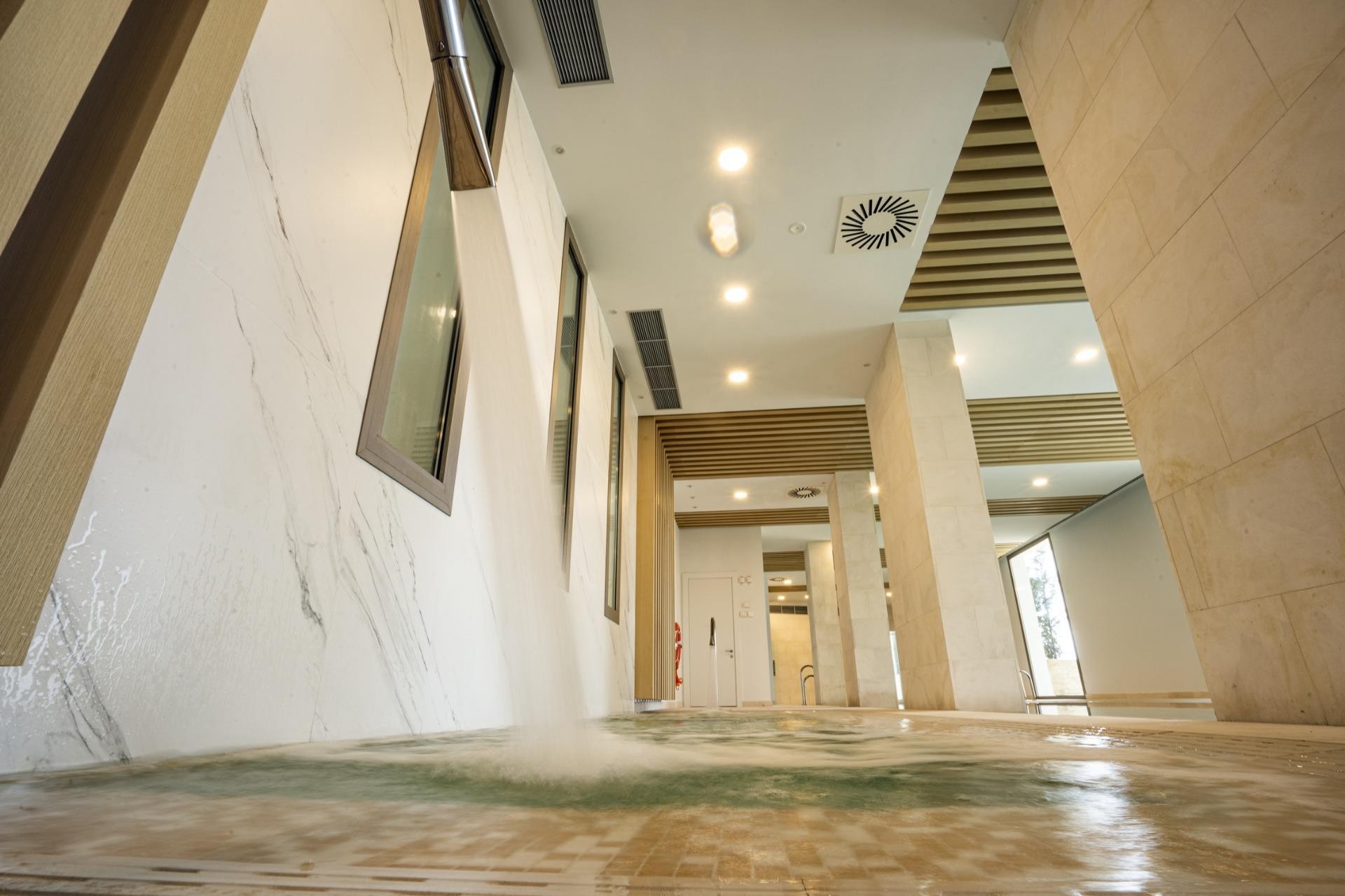 Neue Gebäude - Apartment - Benahavís - Las Colinas de Marbella