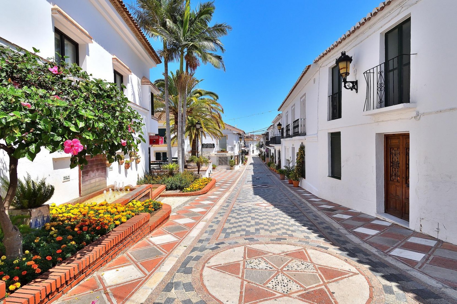 Neue Gebäude - Apartment - Benalmádena - Puerto Marina