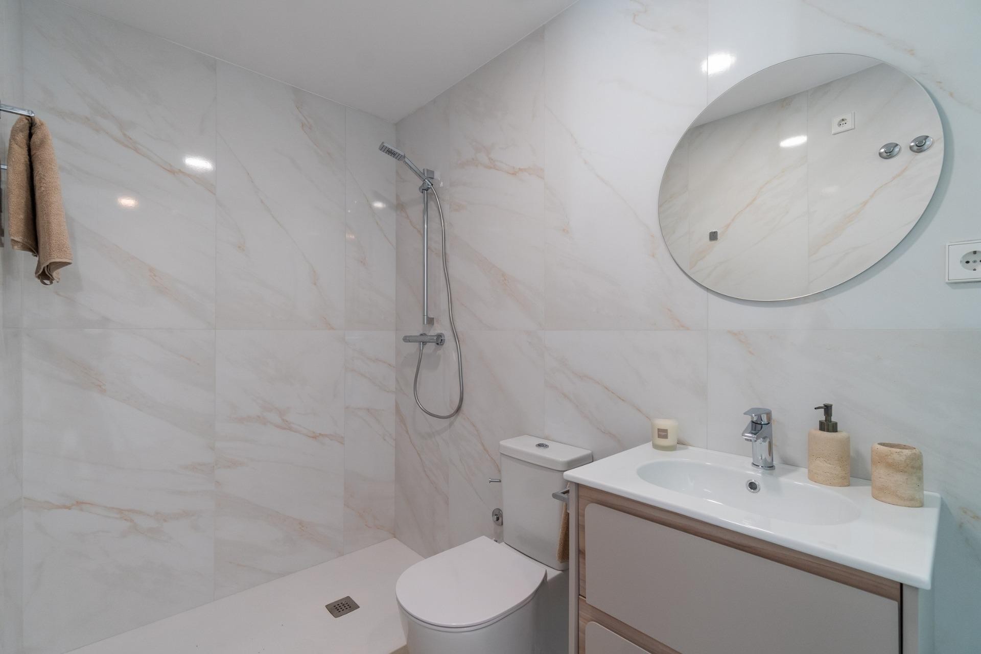 Neue Gebäude - Apartment - Orihuela Costa - Playa Flamenca