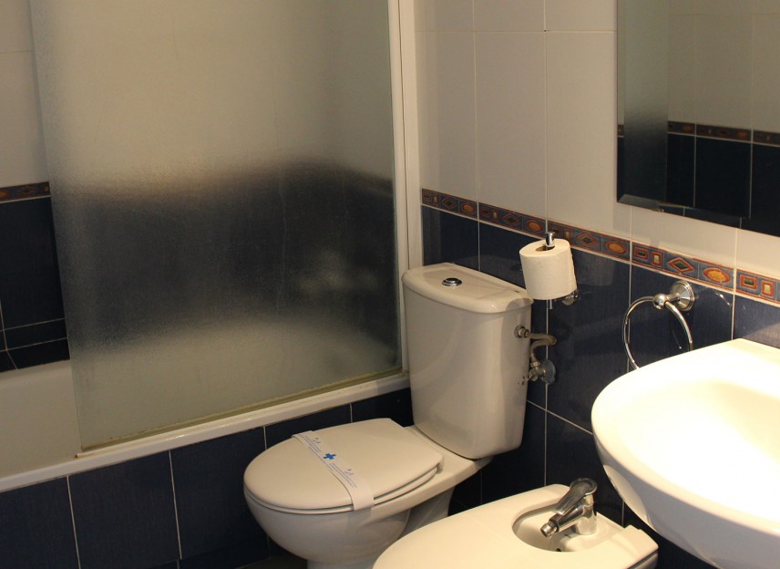 Neue Gebäude - Penthouse - Calp