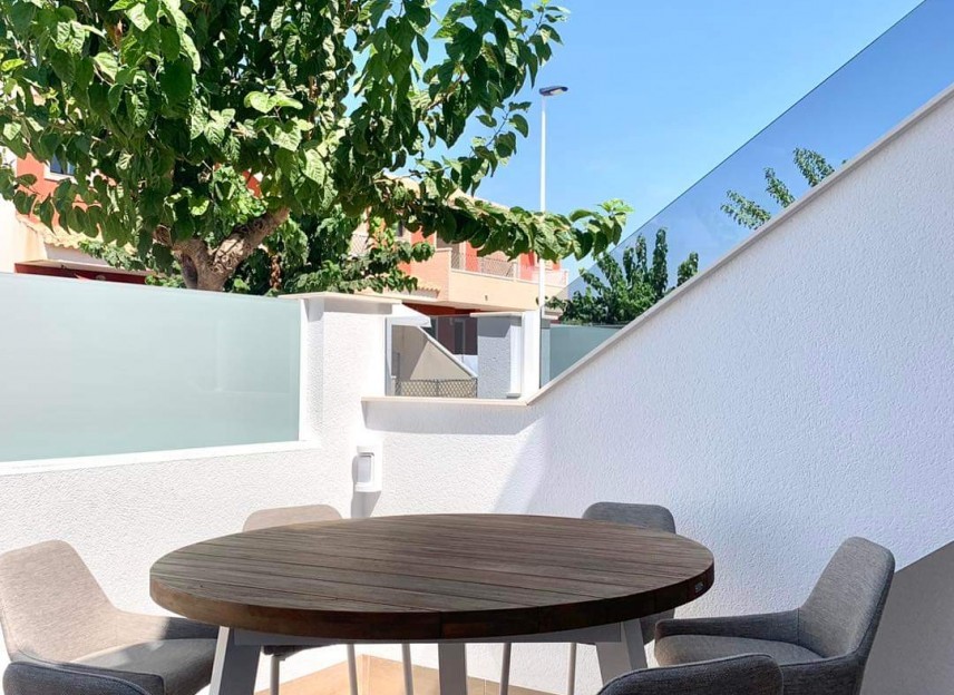 Neue Gebäude - Penthouse - Pilar de la Horadada