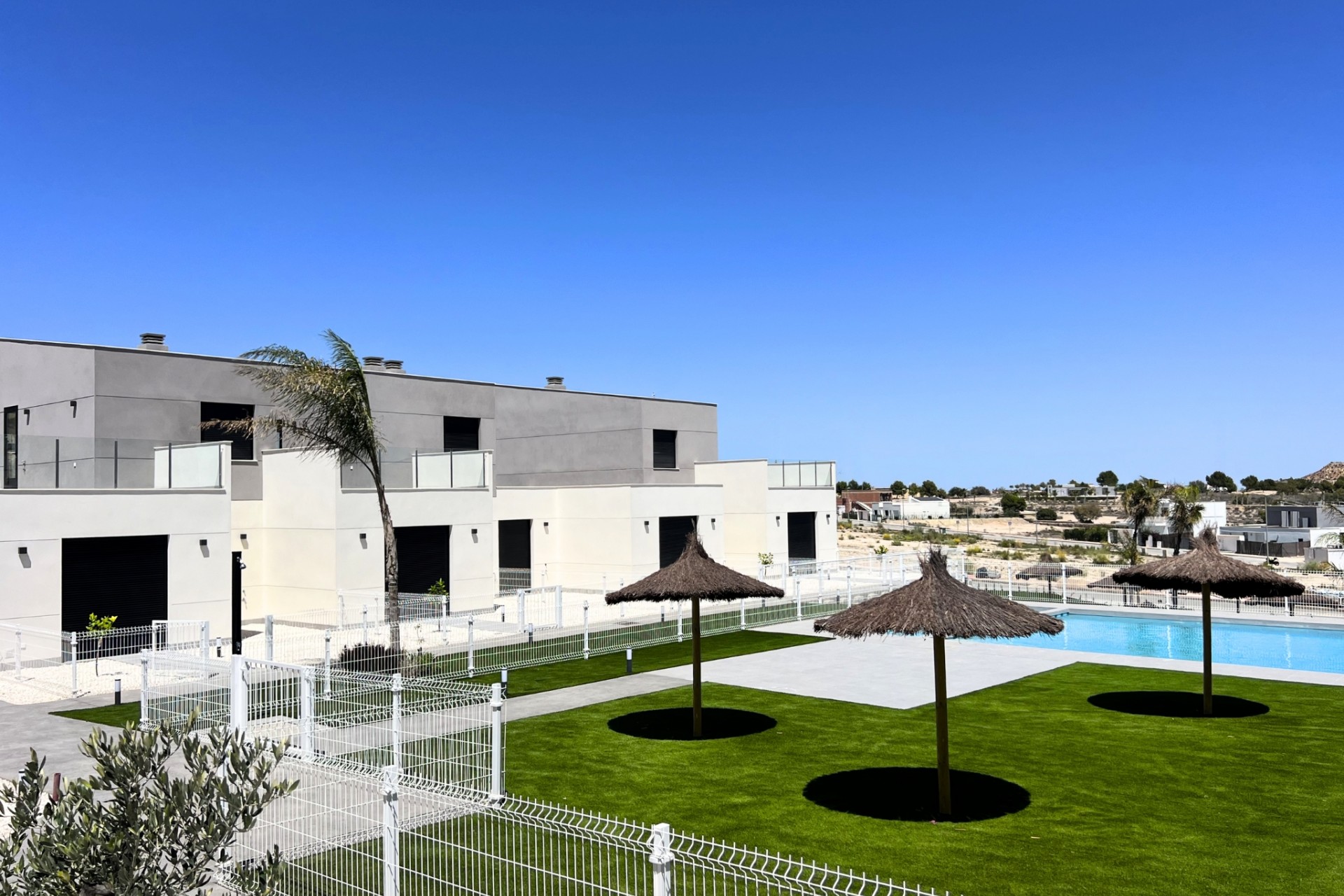 Neue Gebäude - terraced house - Murcia