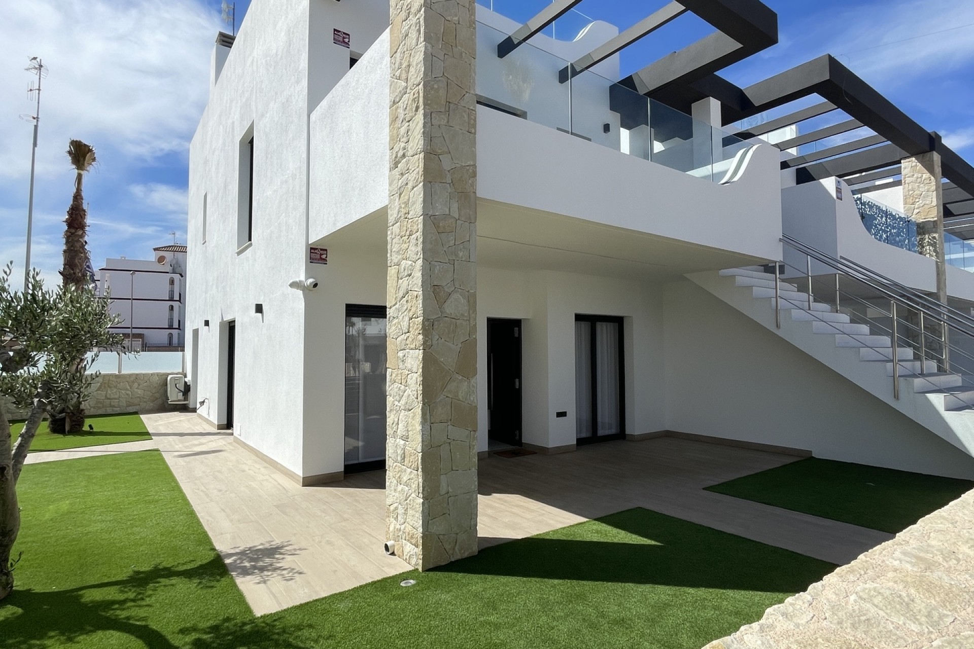 Neue Gebäude - terraced house - Torrevieja