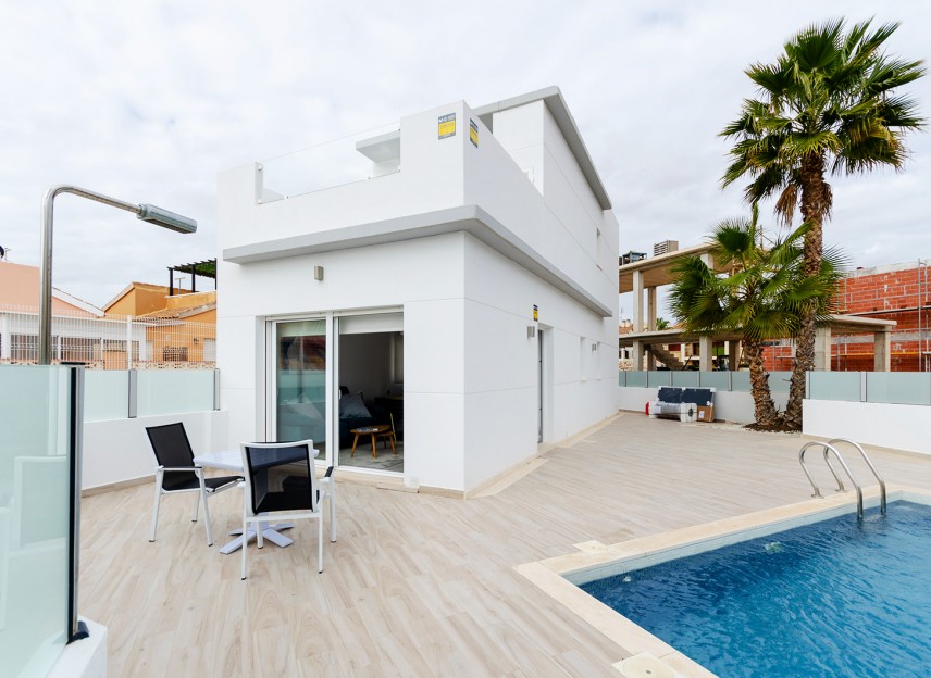 Neue Gebäude - terraced house - Torrevieja