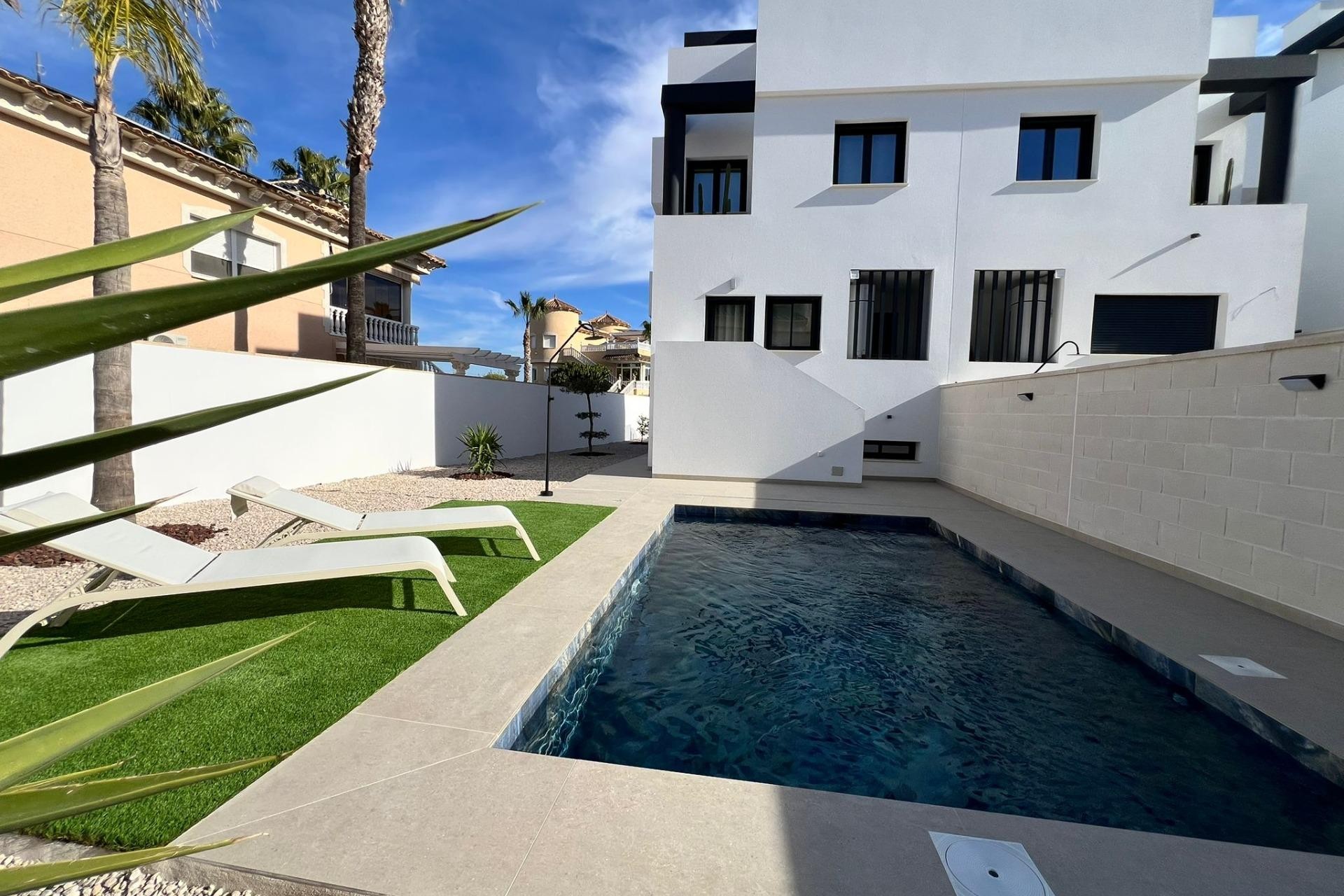 Neue Gebäude - Villa - Benferri - Benfis Park