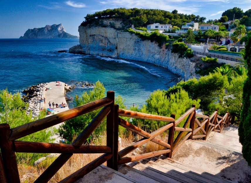 Neue Gebäude - Villa - Calp