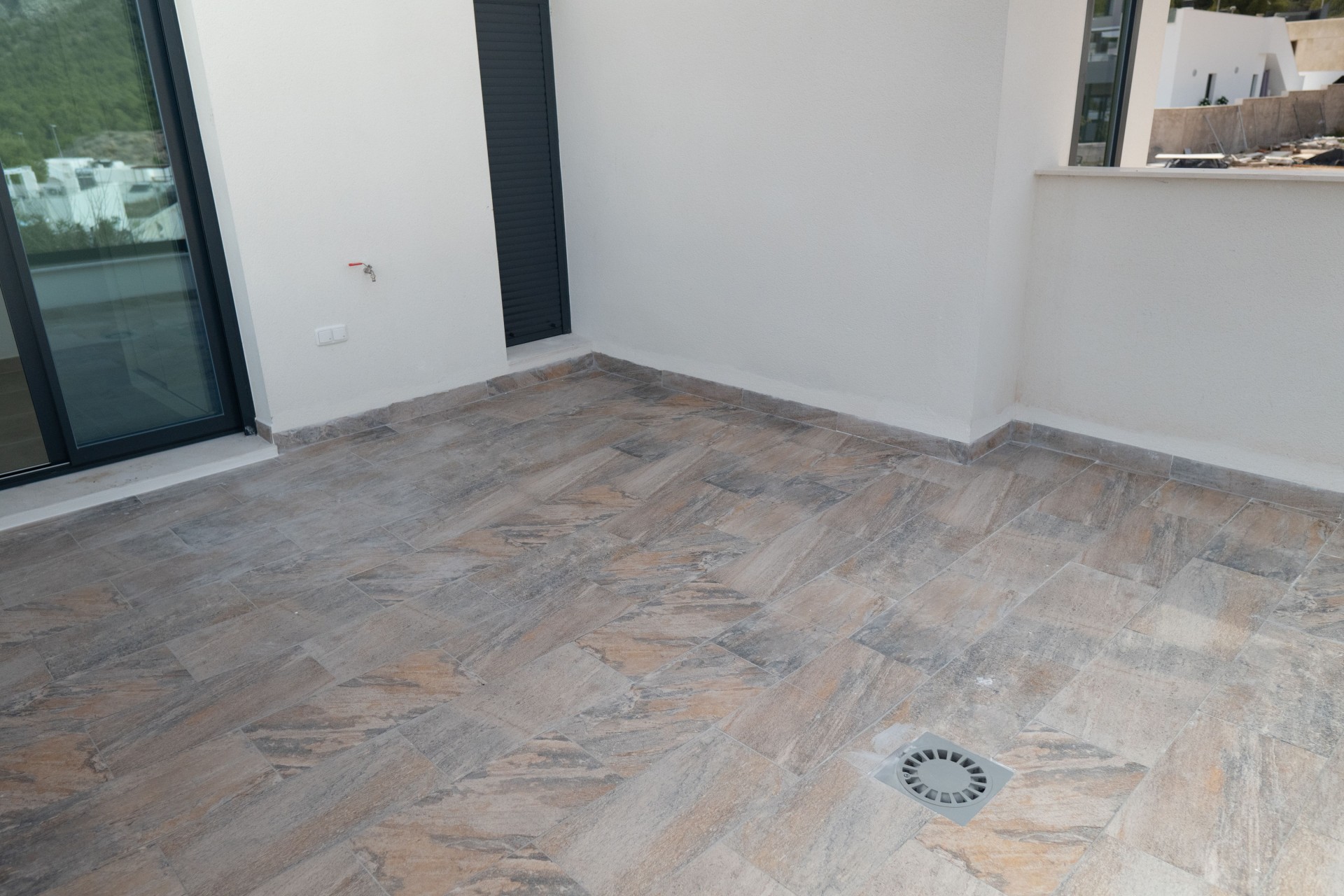 Neue Gebäude - Villa - Polop