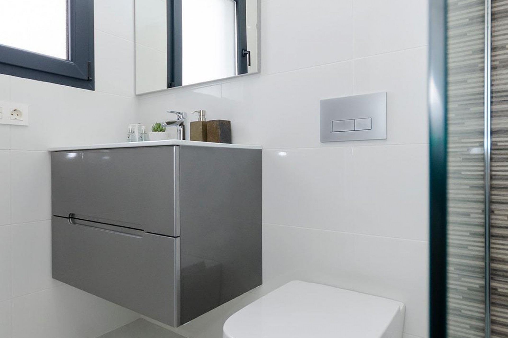 Neue Gebäude - Villa - Torrevieja - Torretas