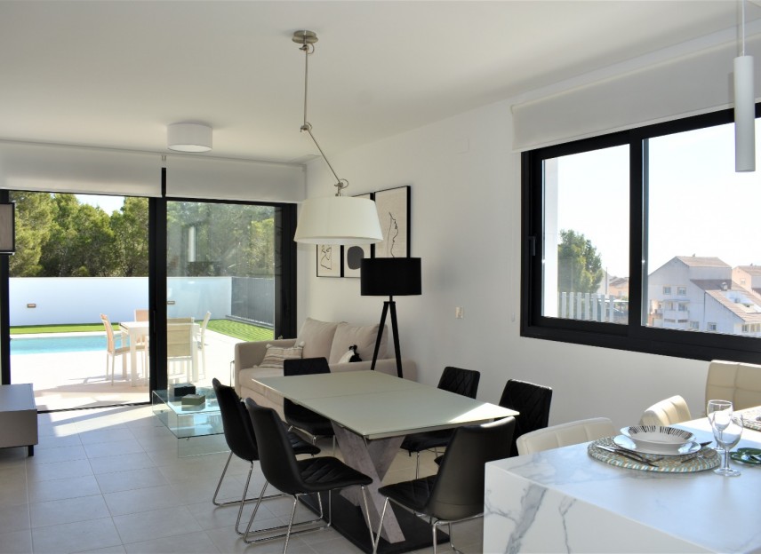 Neue Gebäude - Villas - La Nucía - 03530