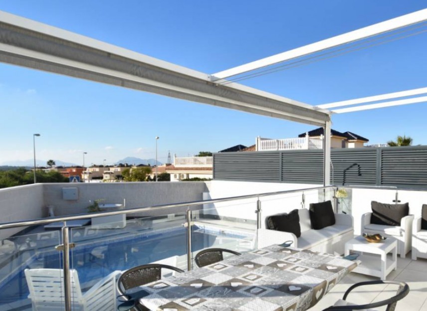 Nouvelle construction - Detached chalet - Ciudad Quesada