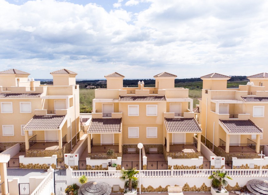 Nouvelle construction - terraced house - San Miguel de Salinas