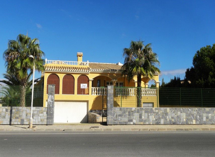 Nouvelle construction - Villas - La Manga del Mar Menor - 30380