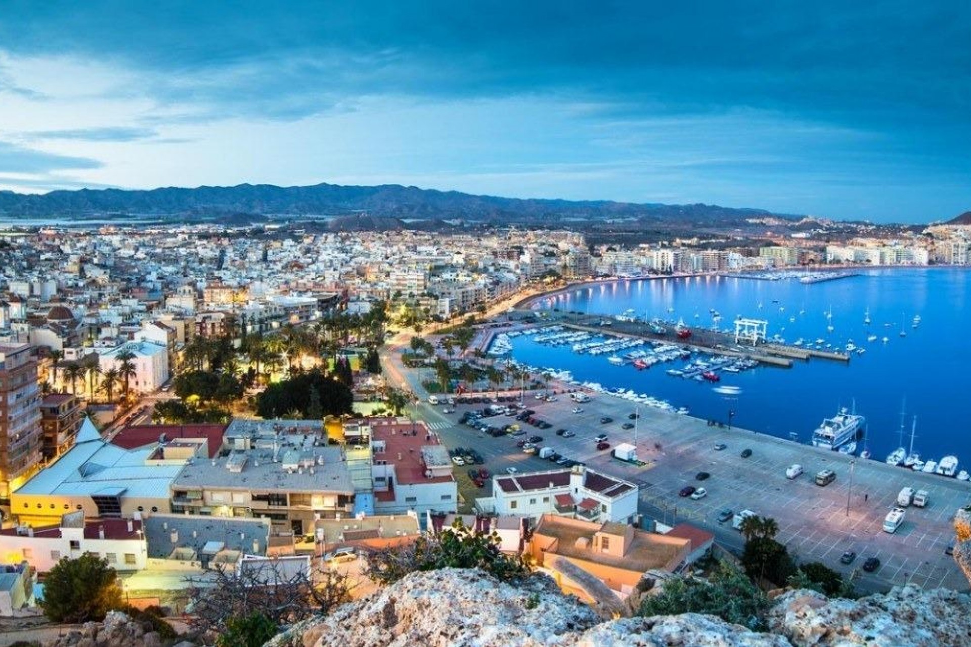 Nowy budynek - Apartment - Aguilas - Playa del Hornillo