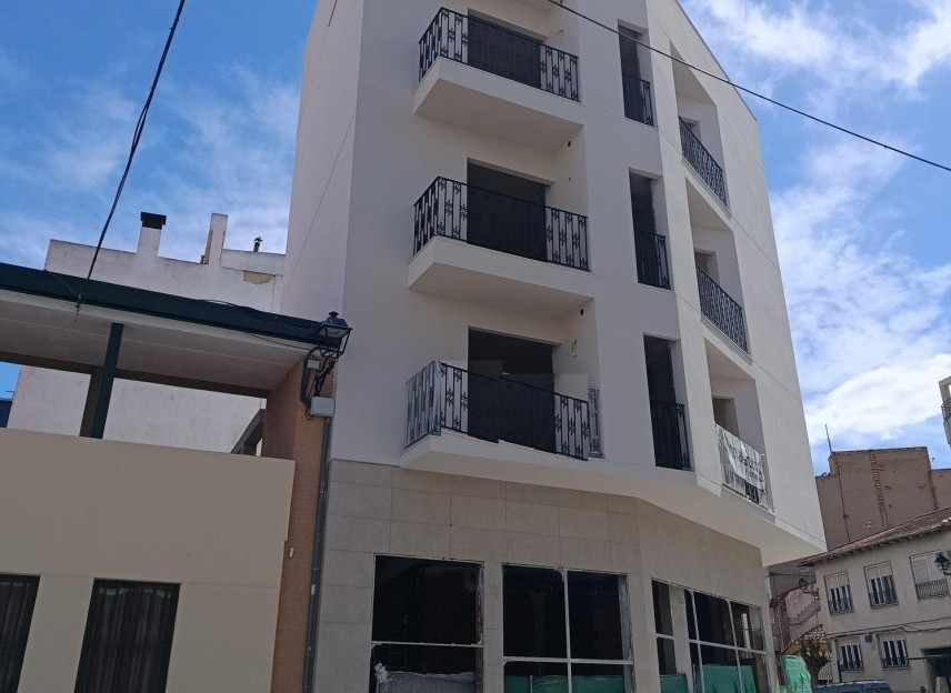 Nowy budynek - Apartment - Bigastro - centro