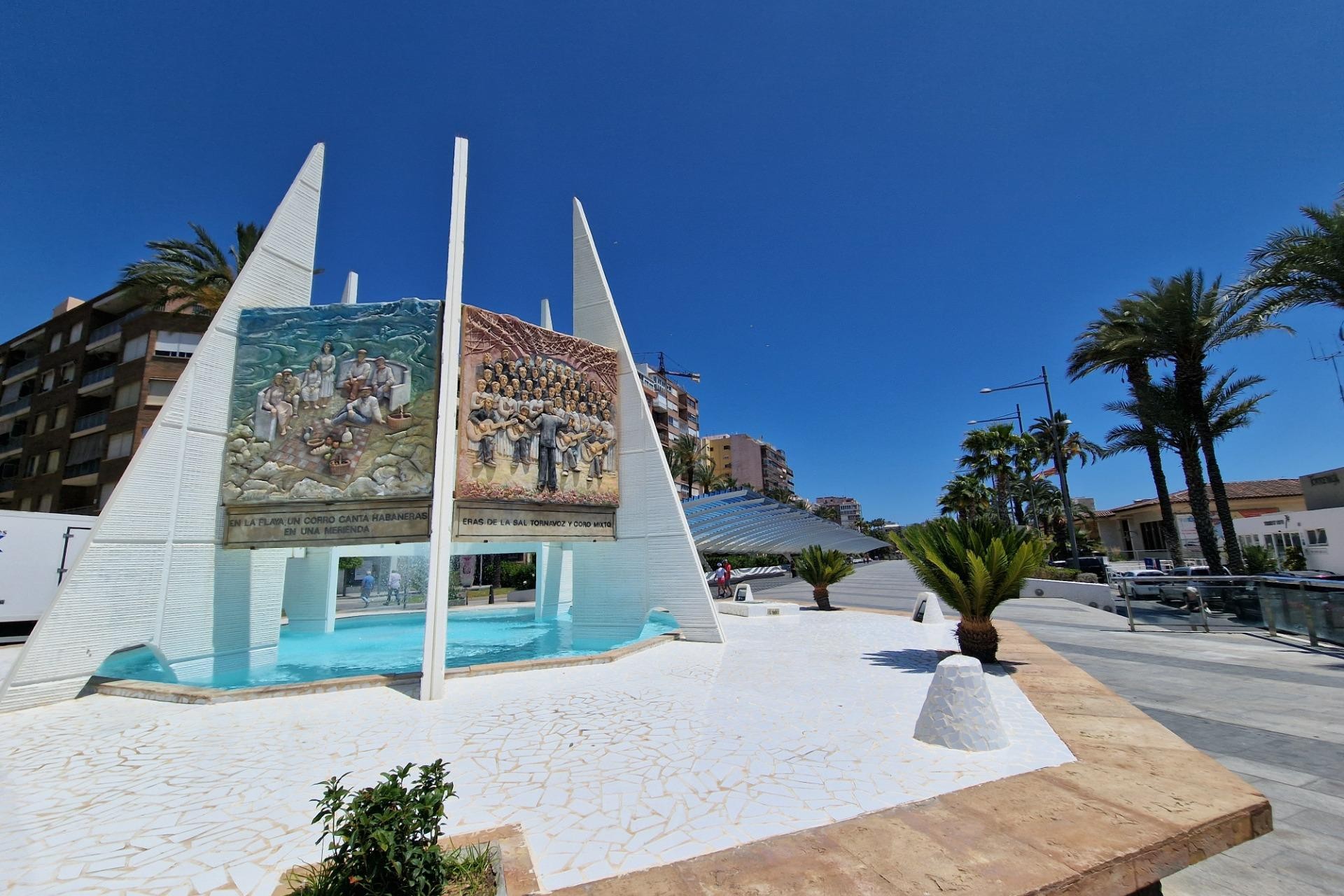 Nowy budynek - Apartment - Torrevieja - Playa de los Locos