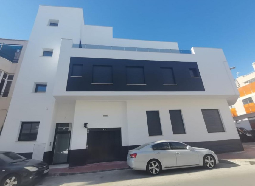 Nowy budynek - Apartment - Torrevieja