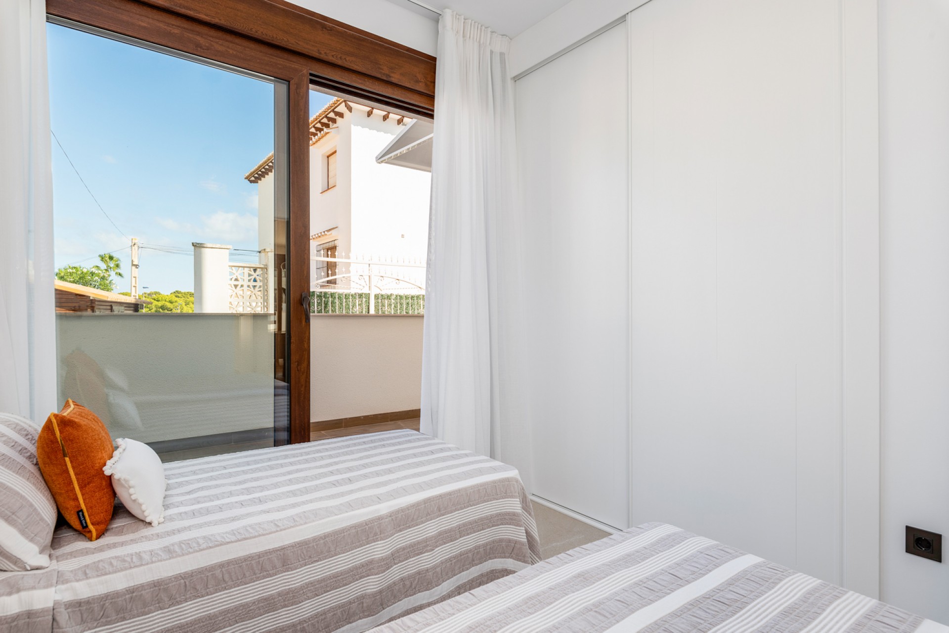 Nowy budynek - Bungalow - Torrevieja