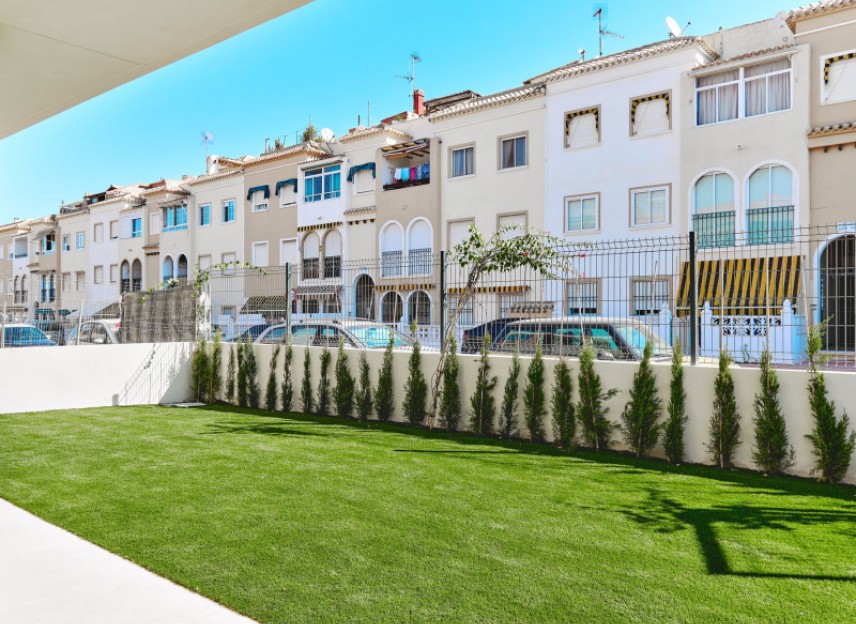 Nowy budynek - Bungalows - Torrevieja - 03185, Calle Ramón Rubial, 30