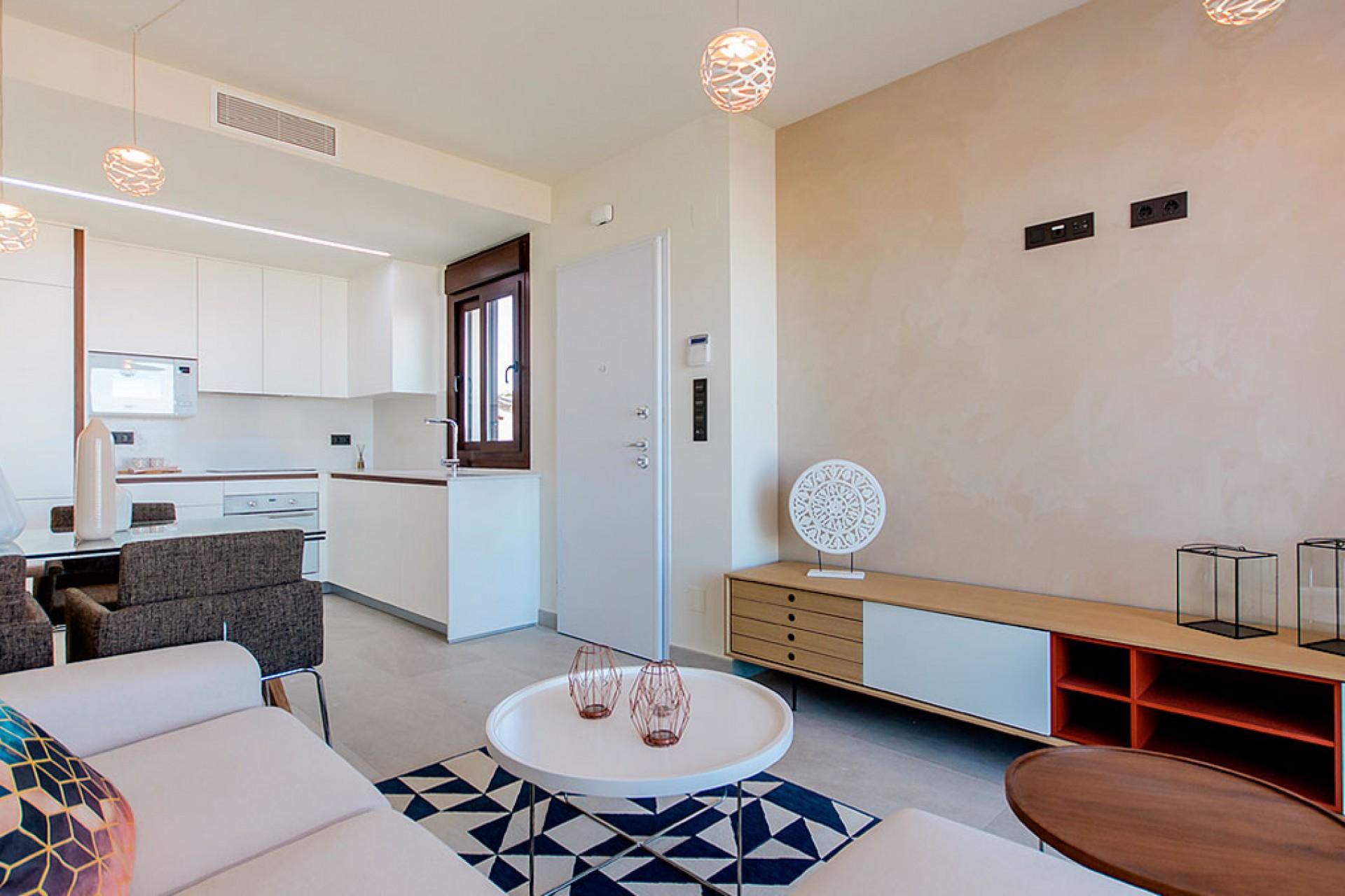 Nowy budynek - Bungalows - Torrevieja - 03186