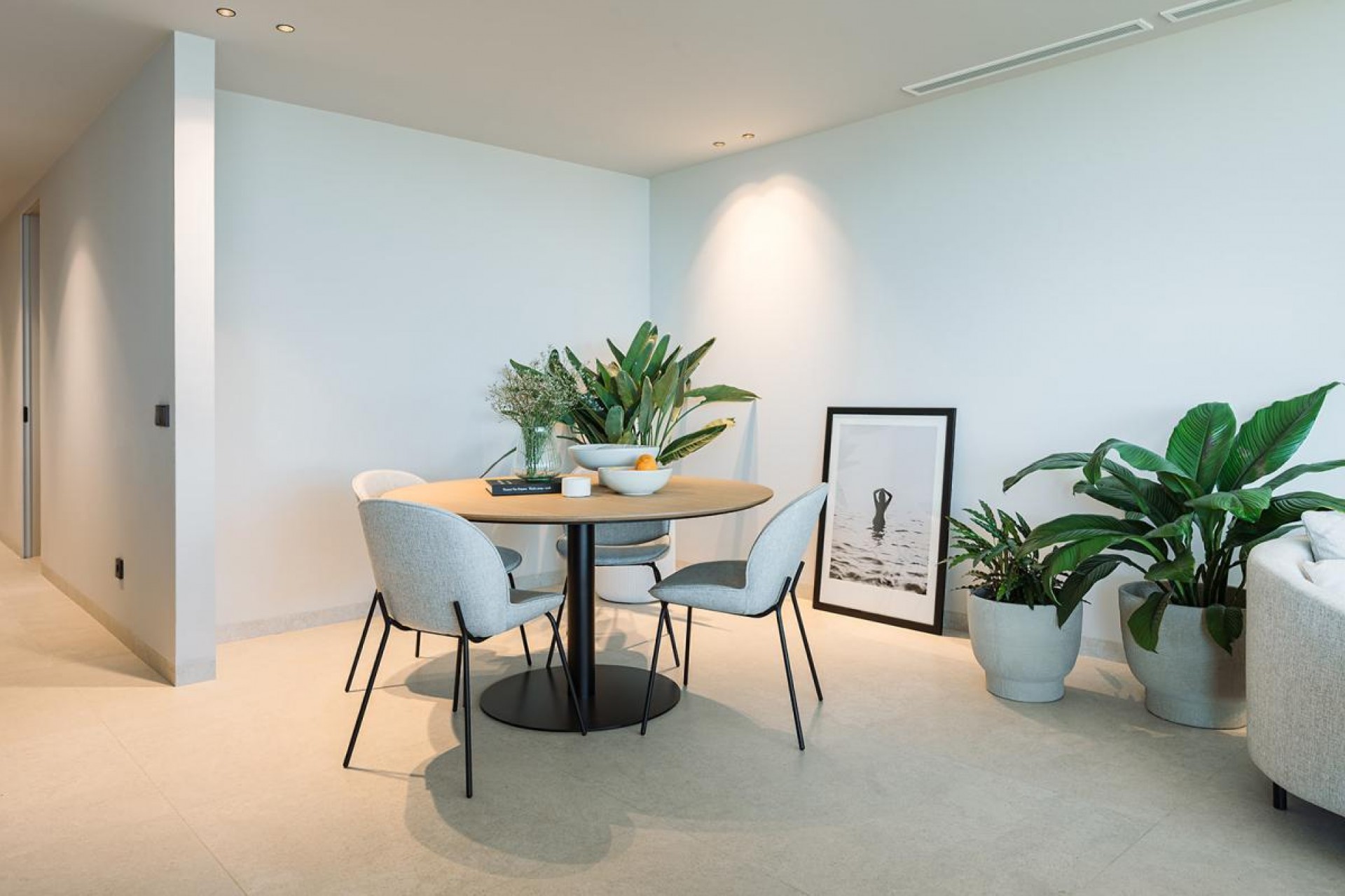 Nowy budynek - Ground floors - Santa Cruz de Tenerife