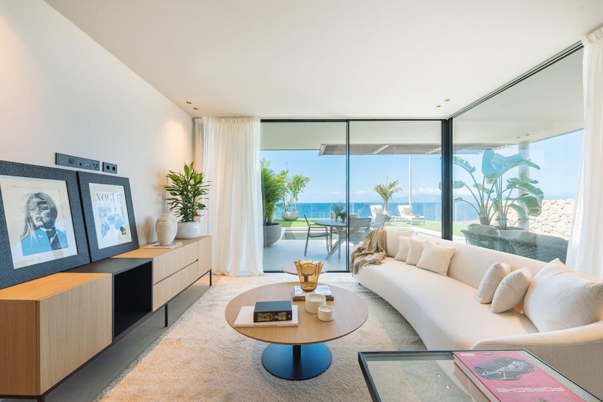 Nowy budynek - Ground floors - Santa Cruz de Tenerife