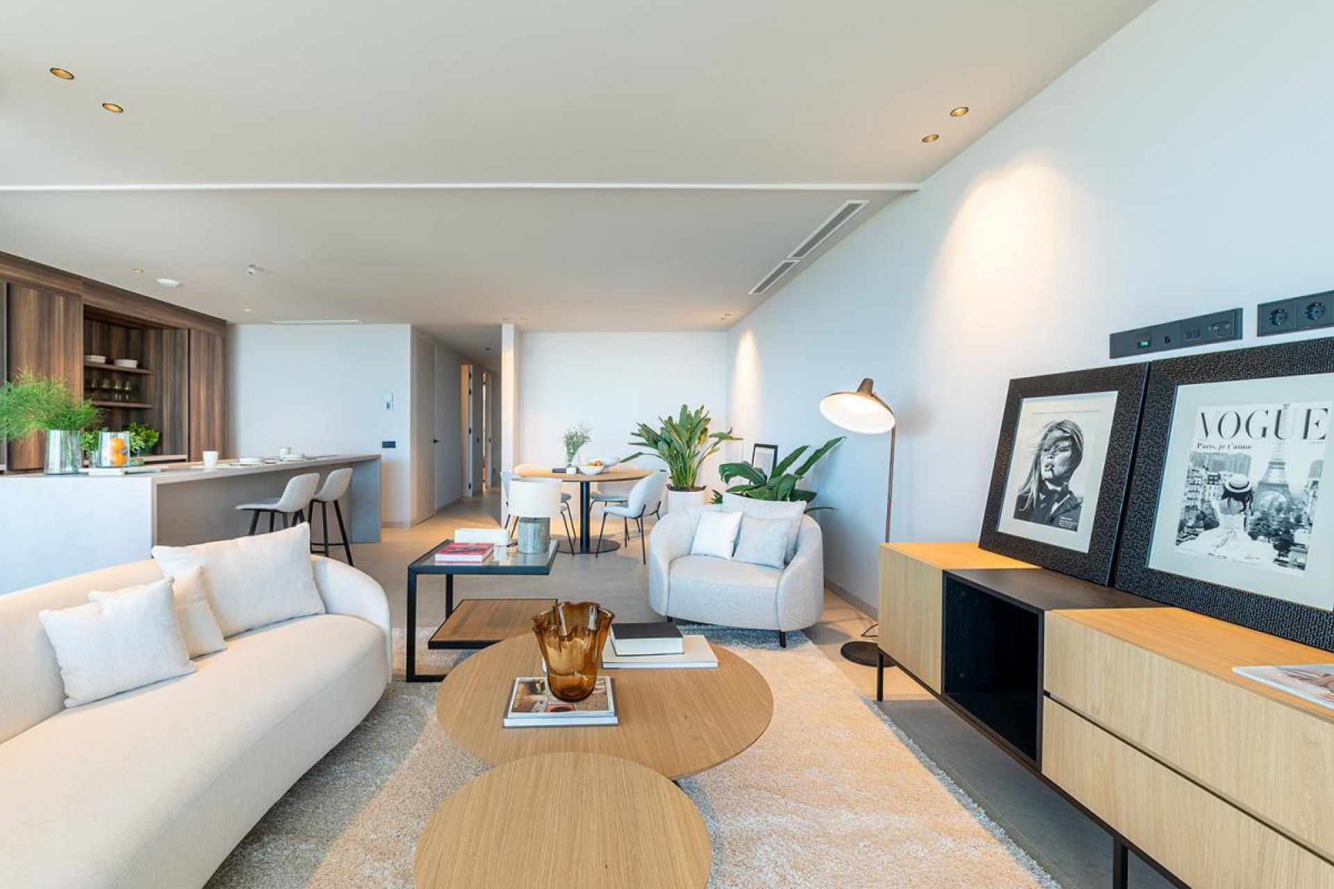 Nowy budynek - Ground floors - Santa Cruz de Tenerife