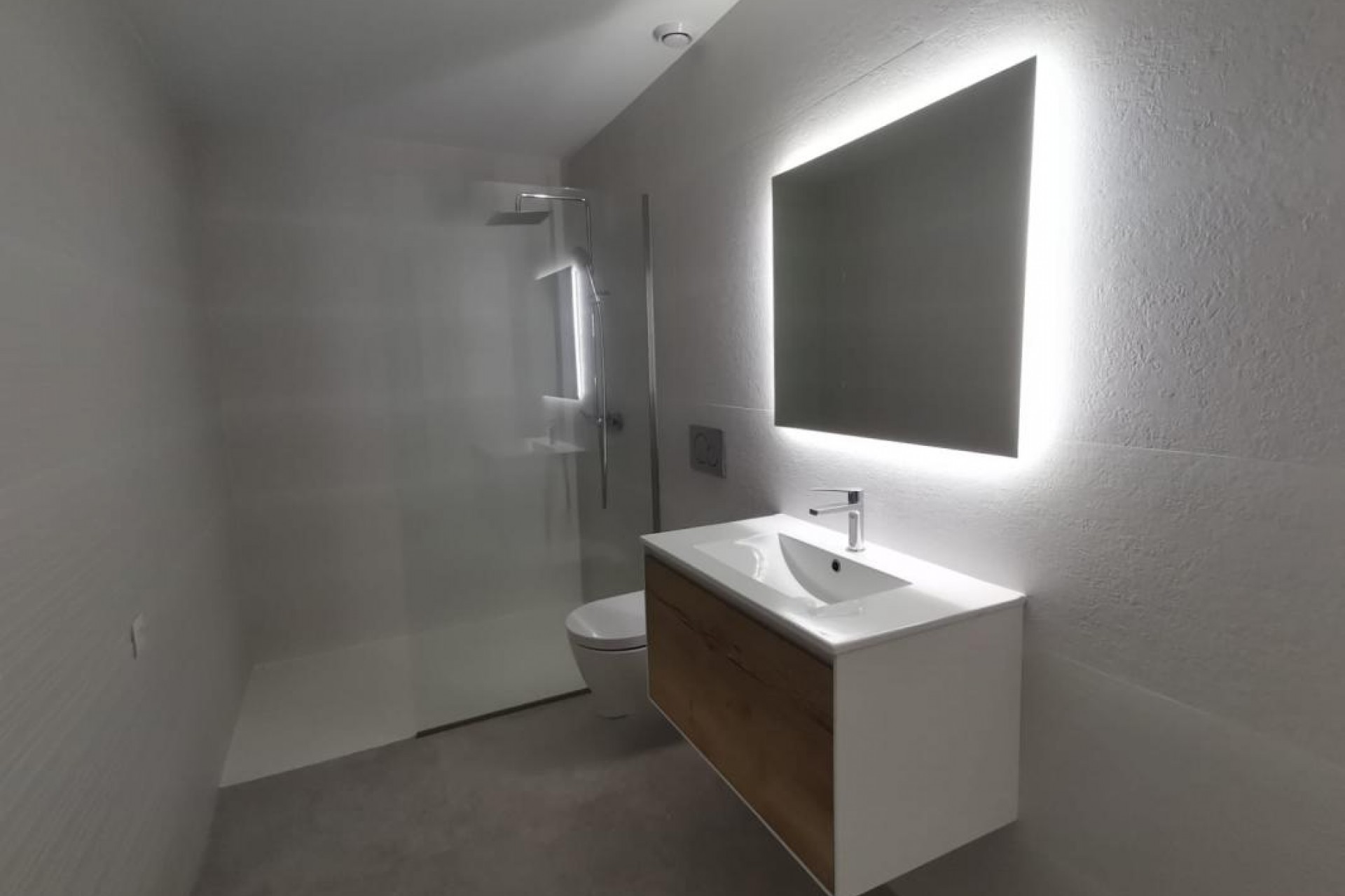 Nowy budynek - Ground floors - Torrevieja