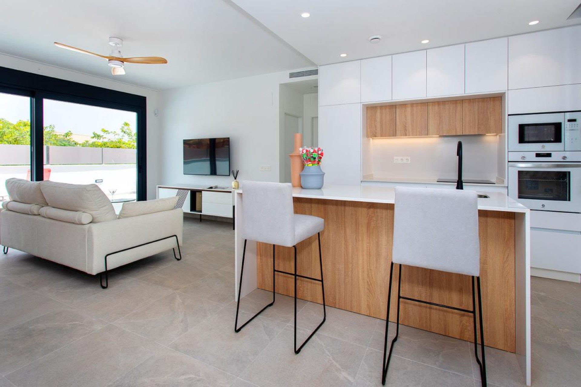 Nowy budynek - Kamienica - Sucina