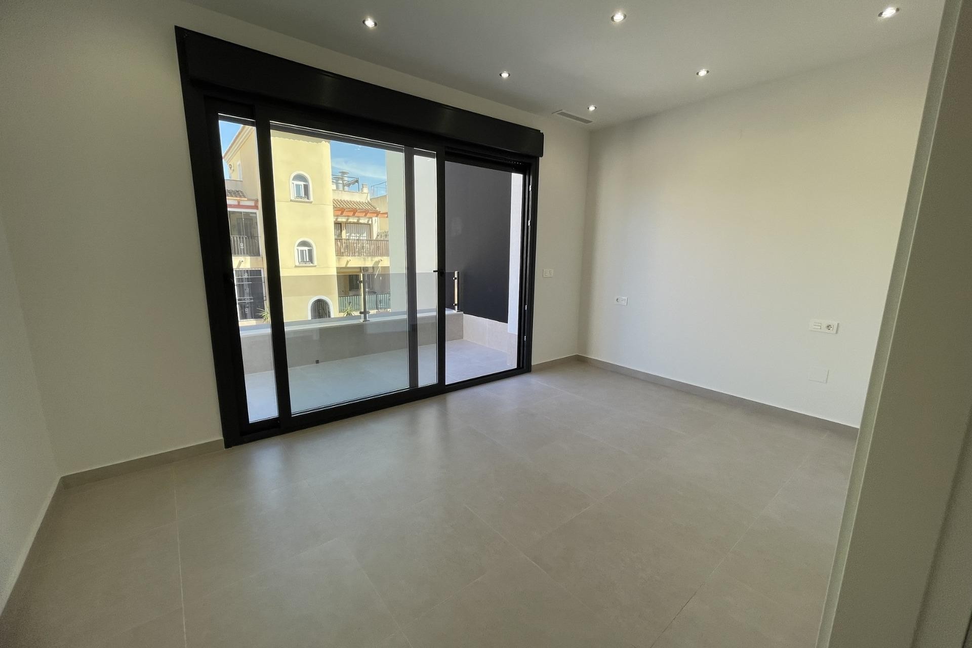 Nowy budynek - Villa - Almoradí - Heredades