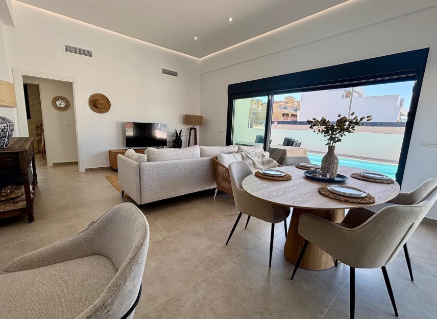 Nowy budynek - Villa - Rafal - polideportivo