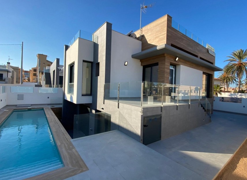 Nowy budynek - Villa - Torrevieja - La Mata