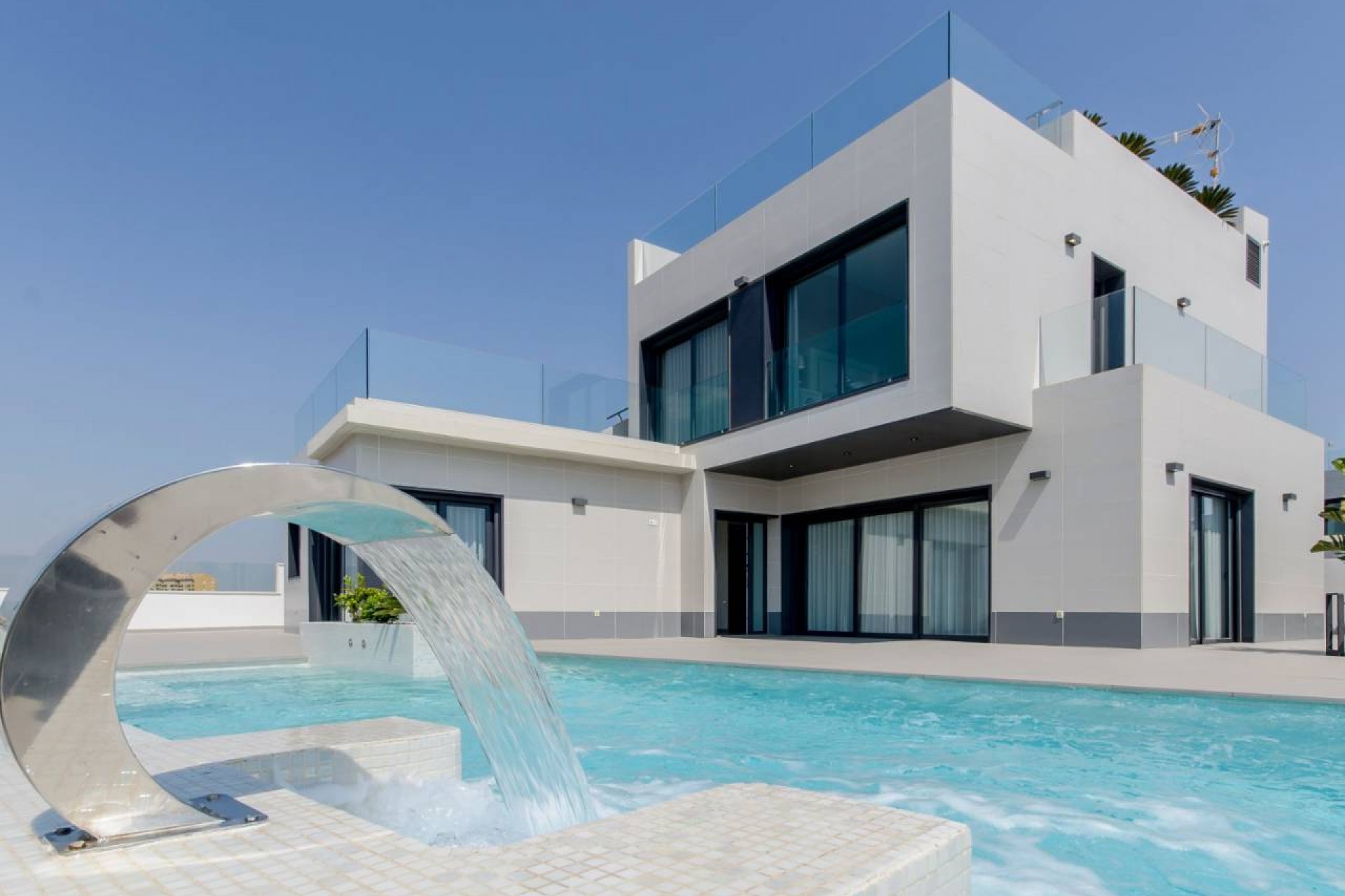 Obra nueva - Villa - Dehesa de Campoamor