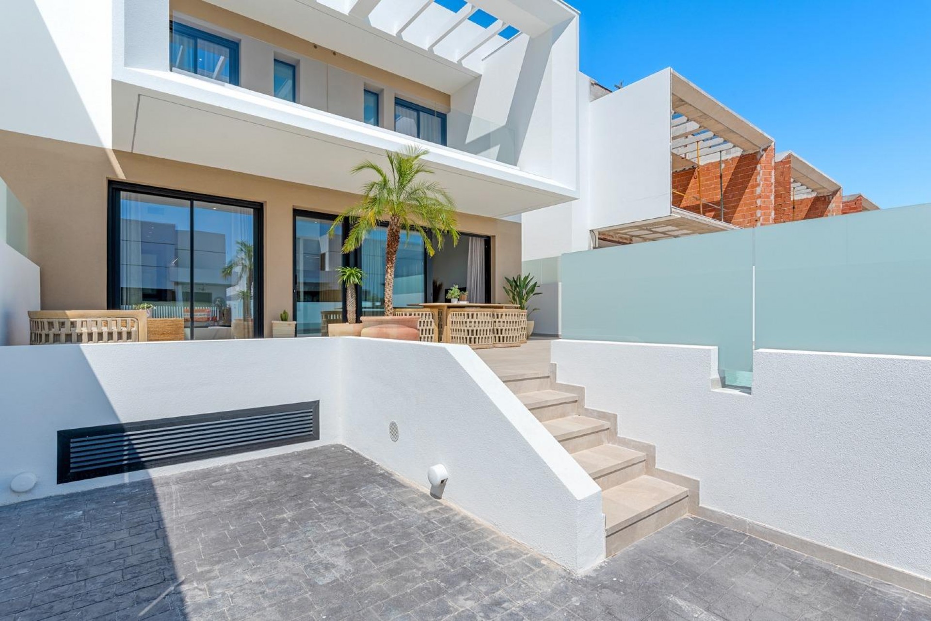 Obra nueva - Villa - Dolores - Sector 3