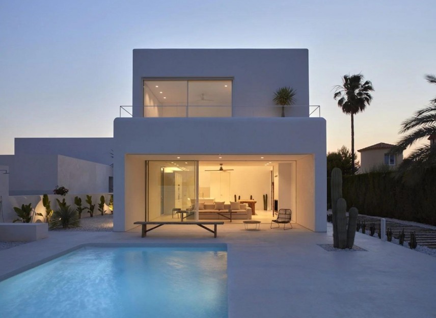 Obra nueva - Villa - Estepona - Valle Romano