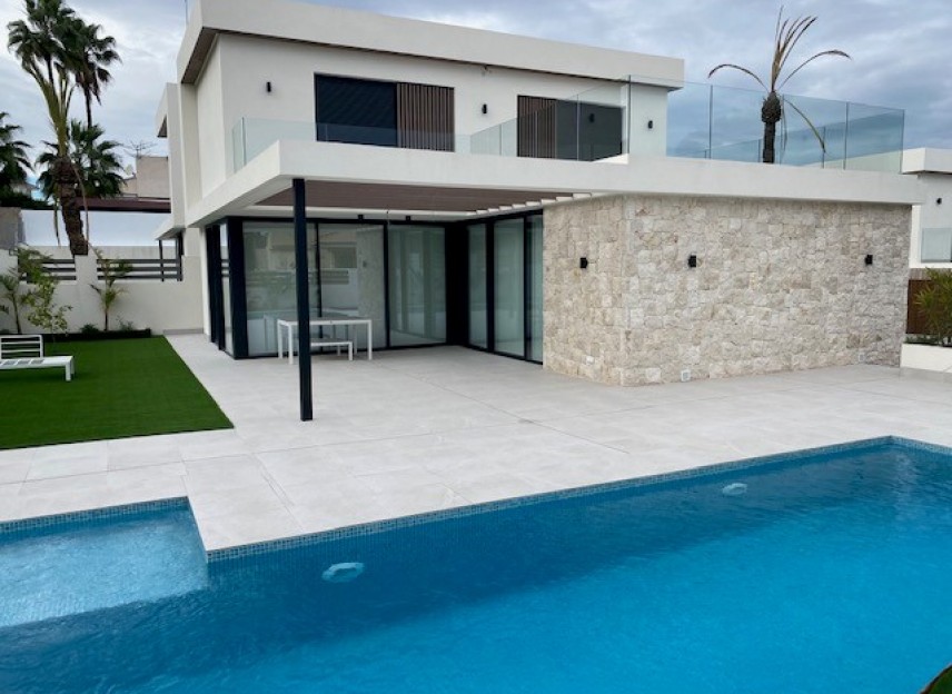 Obra nueva - Villa - Orihuela