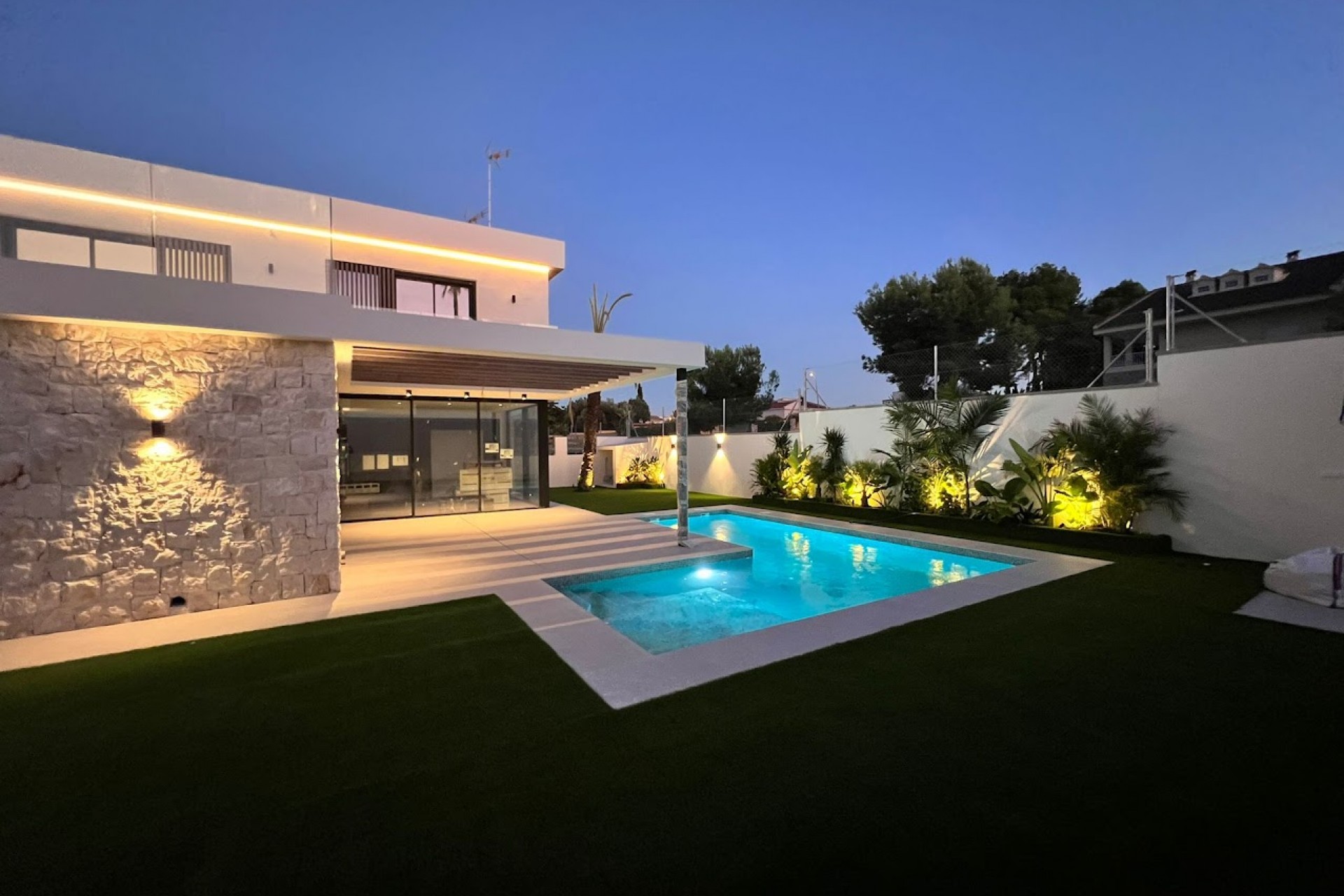 Obra nueva - Villa - Orihuela