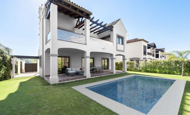 Villas - Nieuwbouw - Estepona - MI-31277