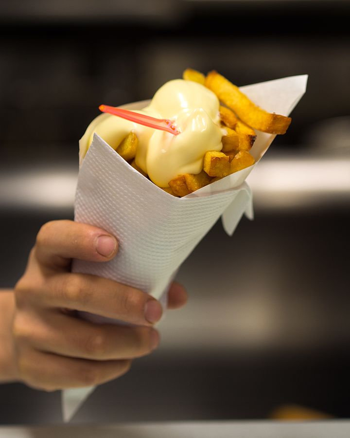 paquet de chips avec mayonnaise