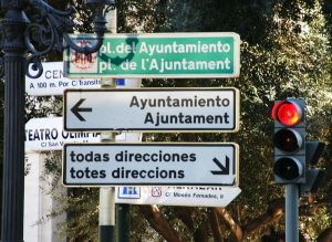 señales en Valencia dos idiomas